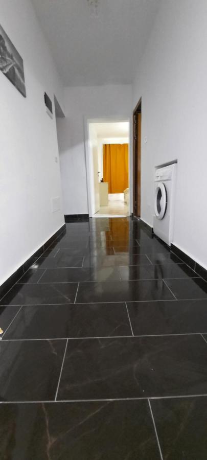 Apartmán Apartament Clara Përmet Exteriér fotografie